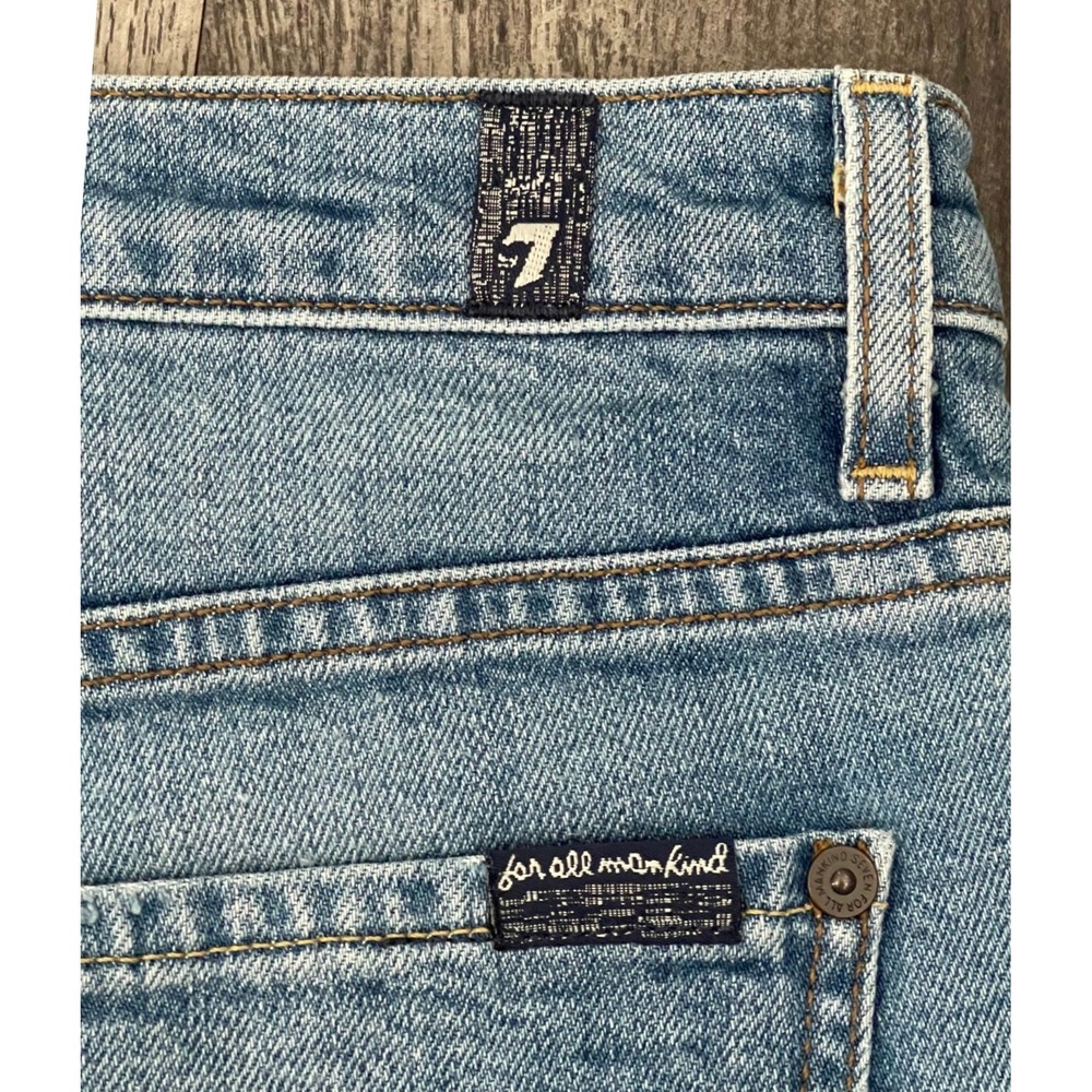 7 For All Mankind Light Wash Blue Raw Hem Denim Shorts Women's Size 28 - Picture 7 of 9